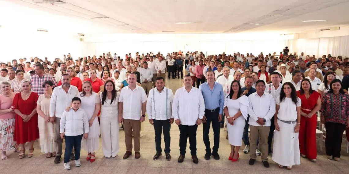 Javier May y Claudia Sheinbaum respaldan acciones en Primer Informe de Jalapa