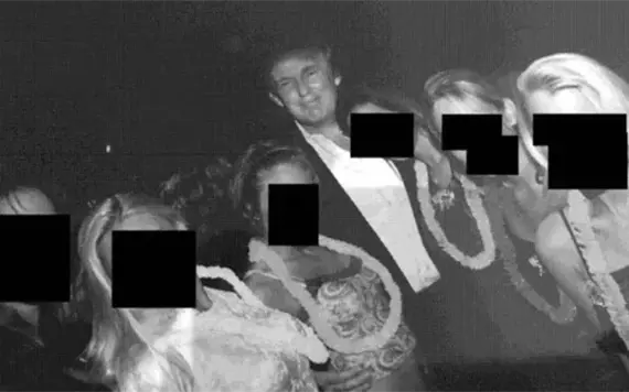 Demócratas revelan fotos inéditas de Trump en mansión de Epstein