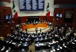 Alejandro Murat busca reactivar la Reuni&oacute;n Interparlamentaria M&eacute;xico–Estados Unidos