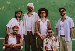 La Sra. Tomasa despide su música latina en el Centro Cultural de España en México