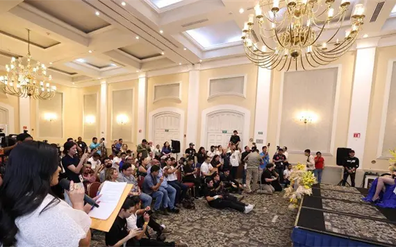 El compromiso de F&aacute;tima Bosch Fern&aacute;ndez, Miss Universo 2025, con la ni&ntilde;ez