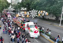 &Eacute;xito de convivencia familiar en la Caravana Navide&ntilde;a de Tabasco