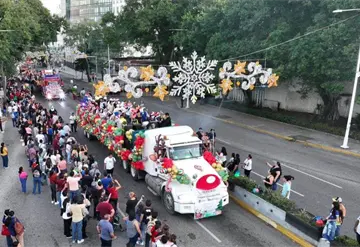 &Eacute;xito de convivencia familiar en la Caravana Navide&ntilde;a de Tabasco