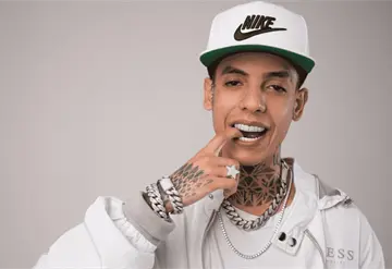 Natanael Cano celebr&oacute; una posada de lujo y sorprendi&oacute; con autos de regalo