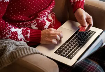 Alertan por fraudes digitales en Navidad estafas con env&iacute;os falsos