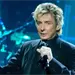 Barry Manilow Revela Diagn&oacute;stico de C&aacute;ncer de Pulm&oacute;n y Planes de Recuperaci&oacute;n
