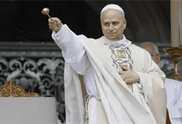 El Papa Le&oacute;n XIV pide solidaridad y paz en su primer mensaje navide&ntilde;o