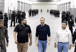 Bukele responde a Clinton por cr&iacute;ticas a la prisi&oacute;n Cecot en El Salvador