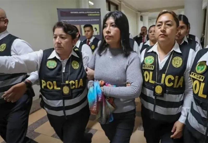 Refuerzan vigilancia en embajada de M&eacute;xico por ex primera ministra Betssy Ch&aacute;vez