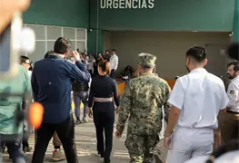 Claudia Sheinbaum Pardo verifica atenci&oacute;n m&eacute;dica a hospitalizados tras incidente en Oaxaca