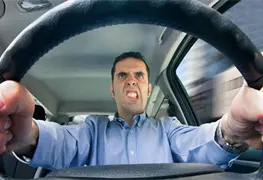 Factores de Riesgo en la Agresi&oacute;n Vial al Conducir