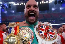 Tyson Fury entrena en Tailandia y despierta rumores de regreso al boxeo