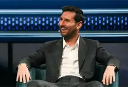 Messi sue&ntilde;a ser due&ntilde;o de club