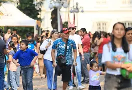 Reyes Magos llevan diversi&oacute;n y aprendizaje a ni&ntilde;os en Tabasco