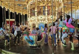 Con gran celebraci&oacute;n del D&iacute;a de Reyes concluye Nochebuena en Centro