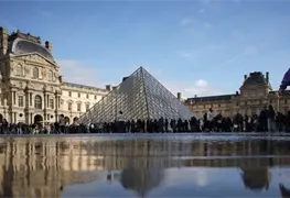 Protestas en el Louvre por diferencias en tarifas entre turistas y locales