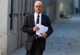 Julio Iglesias contrata a Jos&eacute; Antonio Chocl&aacute;n para su defensa legal