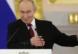 Putin y Trump abordan posible acuerdo con OTAN sobre Groenlandia