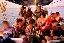 Guardia Costera busca desaparecidos tras naufragio de ferry en Filipinas