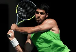 Carlos Alcaraz alcanza su primera final en Australia