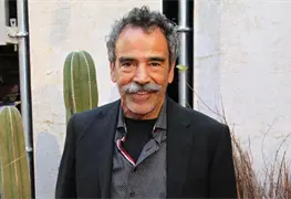 Dami&aacute;n Alc&aacute;zar desmiente rumores de muerte por fake news