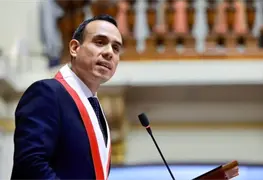 Crisis en Per&uacute;: Aprobada Moci&oacute;n de Censura contra Presidente Interino