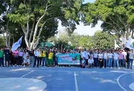 J&oacute;venes se unen en Jornada Nacional de Tequios en Espacios Deportivos