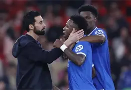 Unidad en el Real Madrid tras denuncia de racismo en f&uacute;tbol