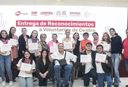 Reconocen a voluntarios que transforman vidas