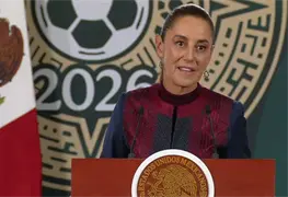 Sheinbaum solicita a Coca-Cola usar m&aacute;s az&uacute;car de ca&ntilde;a mexicana