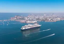 Arriban siete mil turistas a Mazatl&aacute;n en dos cruceros