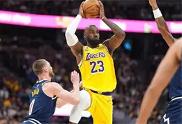 LeBron James establece nuevo r&eacute;cord de canastas anotadas en la NBA