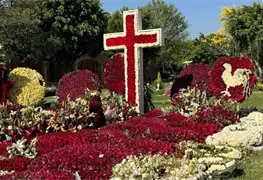 Arreglos florales y seguridad en la tumba de El Mencho en Zapopan