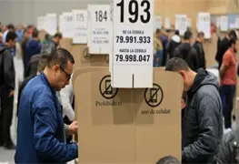 Colombia elige legisladores y candidatos presidenciales en jornada electoral