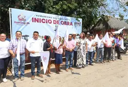 Inician trabajos de rehabilitaci&oacute;n de camino y construcci&oacute;n de drenaje pluvial en el ejido Ignacio Guti&eacute;rrez 3ra. secci&oacute;n en Huimanguillo