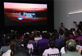 Claudia Maga&ntilde;a Lugo presenta Mujeres del Mar en Para&iacute;so