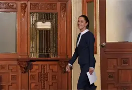 LA BUROCRACIA DORADA SE SIRVI&Oacute; CON LA CUCHARA GRANDE