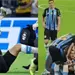 Marlon del Gr&ecirc;mio sufre fractura de tobillo en partido de Brasileirao