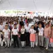 Madres y padres agradecen apoyo de Javier May con modernas tabletas