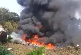 Avi&oacute;n militar se estrella con m&aacute;s de 100 personas