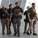Inicia despliegue de agentes del ICE en aeropuertos de EEUU