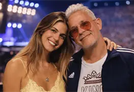 Alejandro Sanz y Stephanie Cayo confirman su relaci&oacute;n