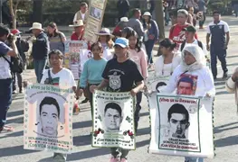 Autoridades aceptan colaboraci&oacute;n con Equipo Argentino para an&aacute;lisis de restos en crematorio de Ayotzinapa