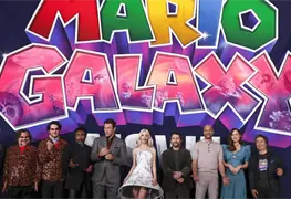 Mario y Luigi se aventuran en el espacio en Super Mario Galaxy pel&iacute;cula