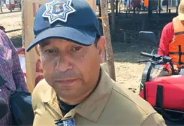 Detienen a tres por introducir un veh&iacute;culo en la playa de Miramar