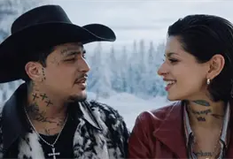 Pol&eacute;mica por video de Christian Nodal con modelo similar a Cazzu