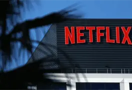 Reed Hastings deja Netflix y acciones caen un 9%