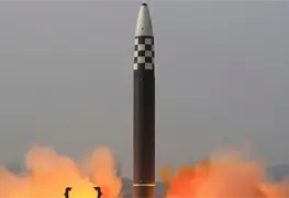 Kim Jong Un lidera ensayos militares con lanzamiento de misiles bal&iacute;sticos t&aacute;cticos