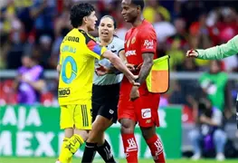 Helinho denuncia racismo en redes tras partido contra Am&eacute;rica
