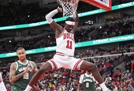 Knicks se imponen a Hawks en partido de la NBA